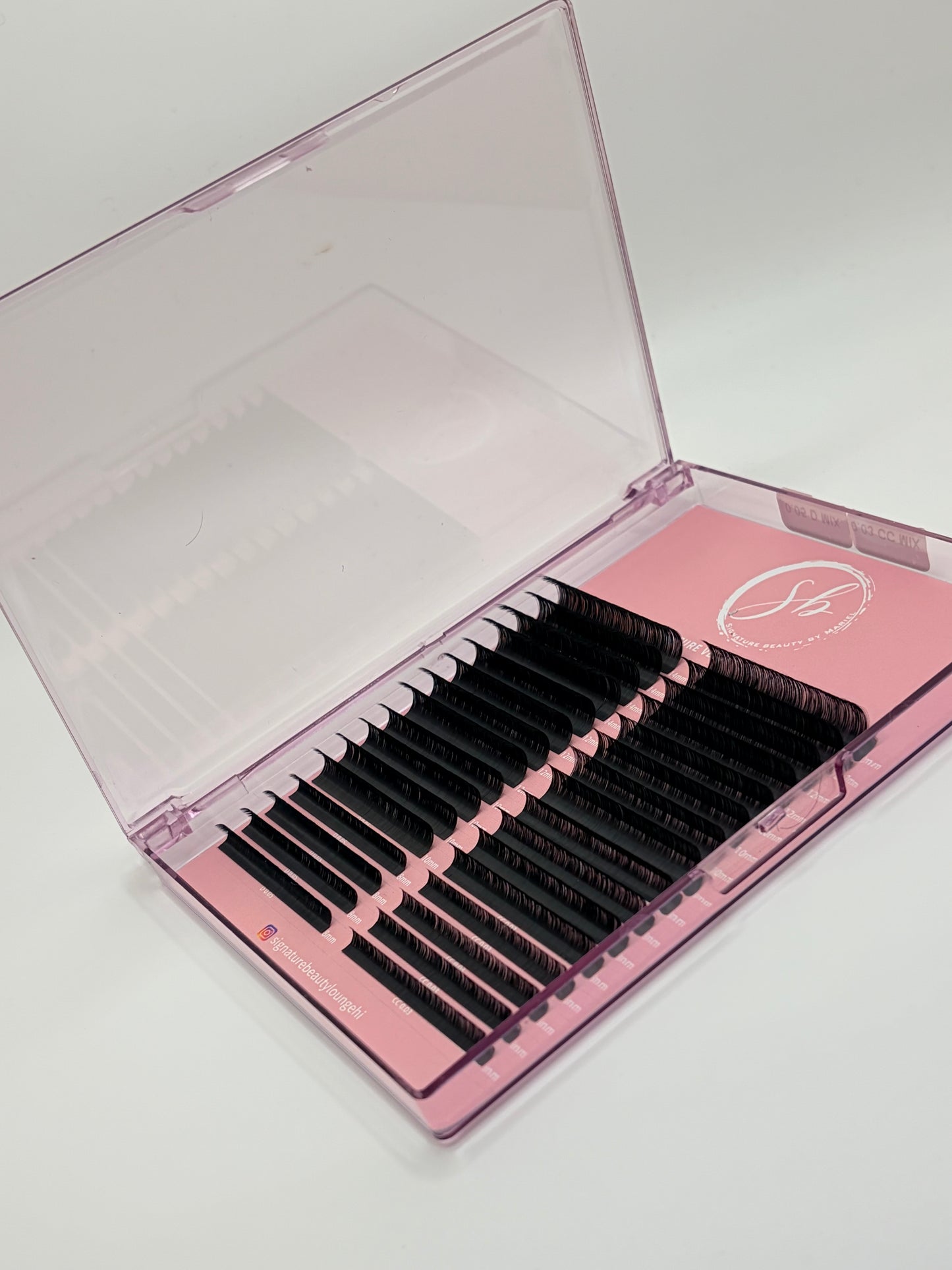 Mega wispy velvet lash tray